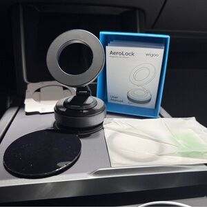 New Vacuum Magnetic Car Mount